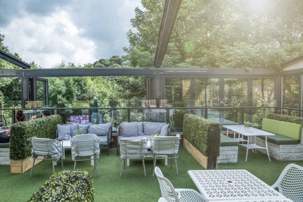 Restaurant Retractable Roof: The Potting Shed, Bingley